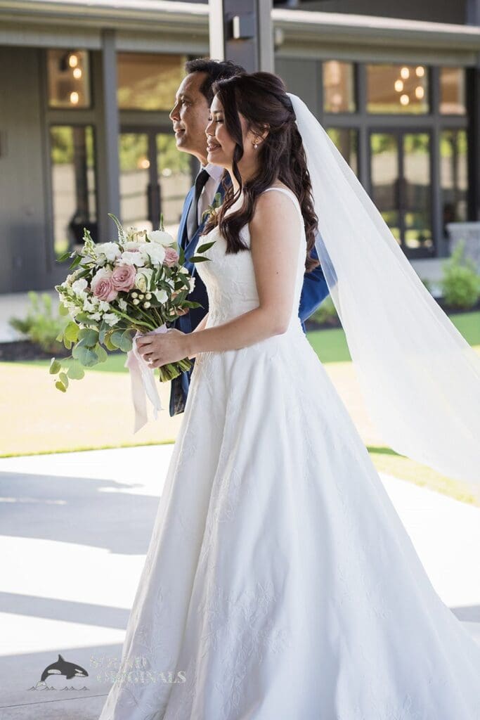 The arrival of the bride at The Oakley on the Lake Wedding