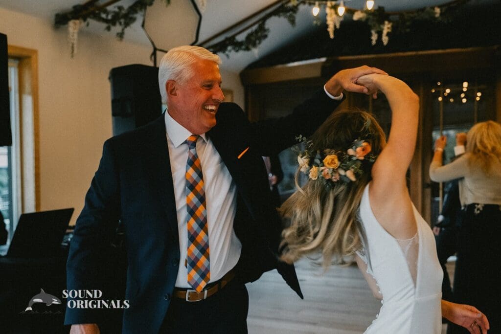 Moment bride had a charming dance with dad in Rembrandt Yard Wedding