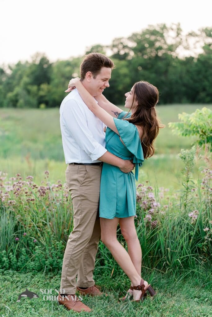 BEST Places for Engagement Photos in Chicago -