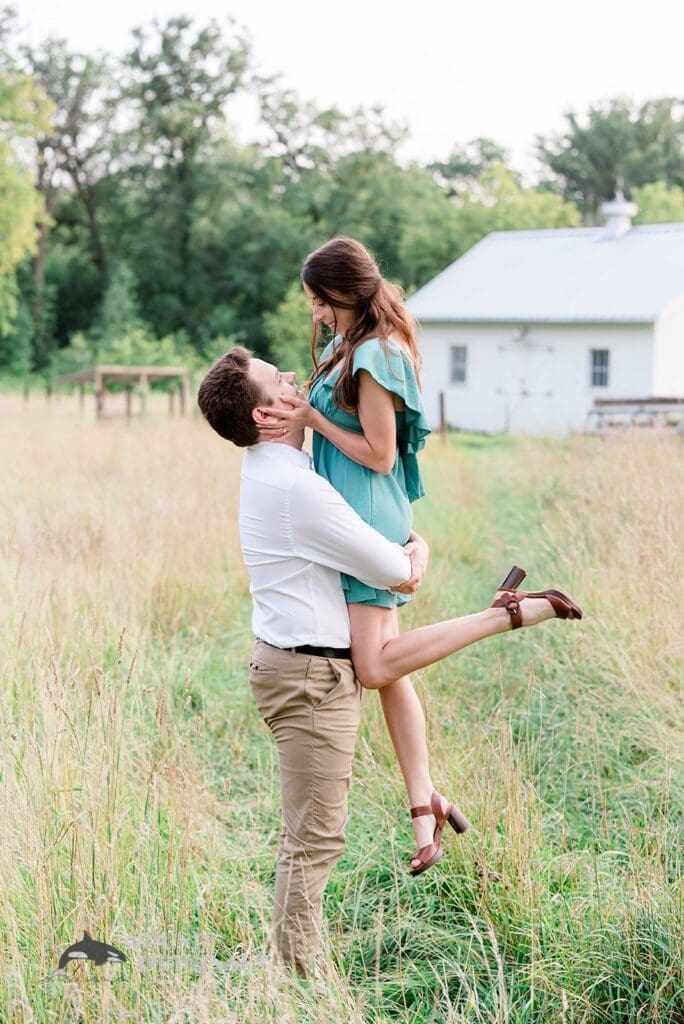 BEST Places for Engagement Photos in Chicago -