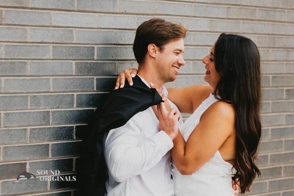 Voinovich Park Engagement // Julianna + Andrew -