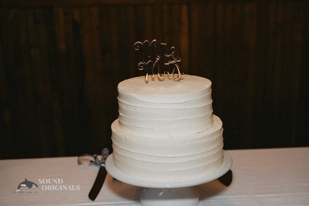 Sole Repair Shop Wedding // Jacqueline & Tucker -