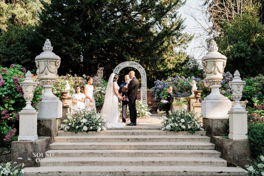 Thavy + Morgan Thornewood Castle Wedding // Thavy & Morgan -