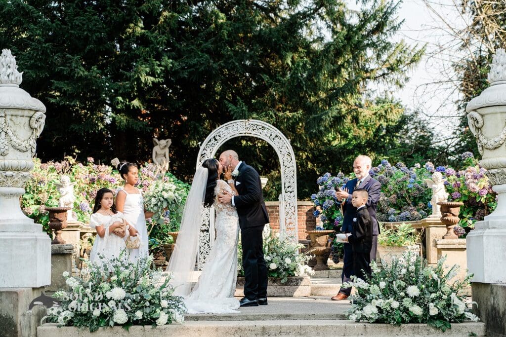 Thavy + Morgan Thornewood Castle Wedding // Thavy & Morgan -
