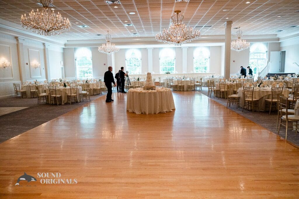 The Abbington Distinctive Banquets Wedding reception