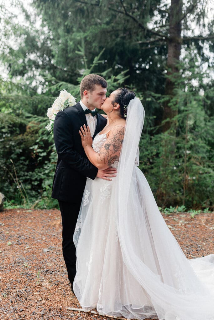 Burkett’s Barn On Hemenway Wedding // Sufina + Hayden -