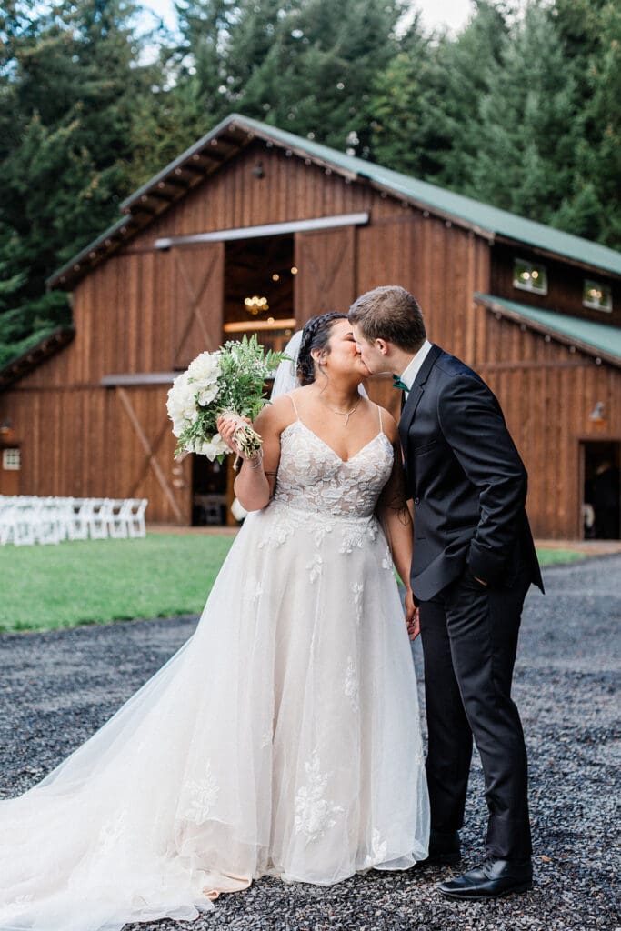 Burkett’s Barn On Hemenway Wedding // Sufina + Hayden -