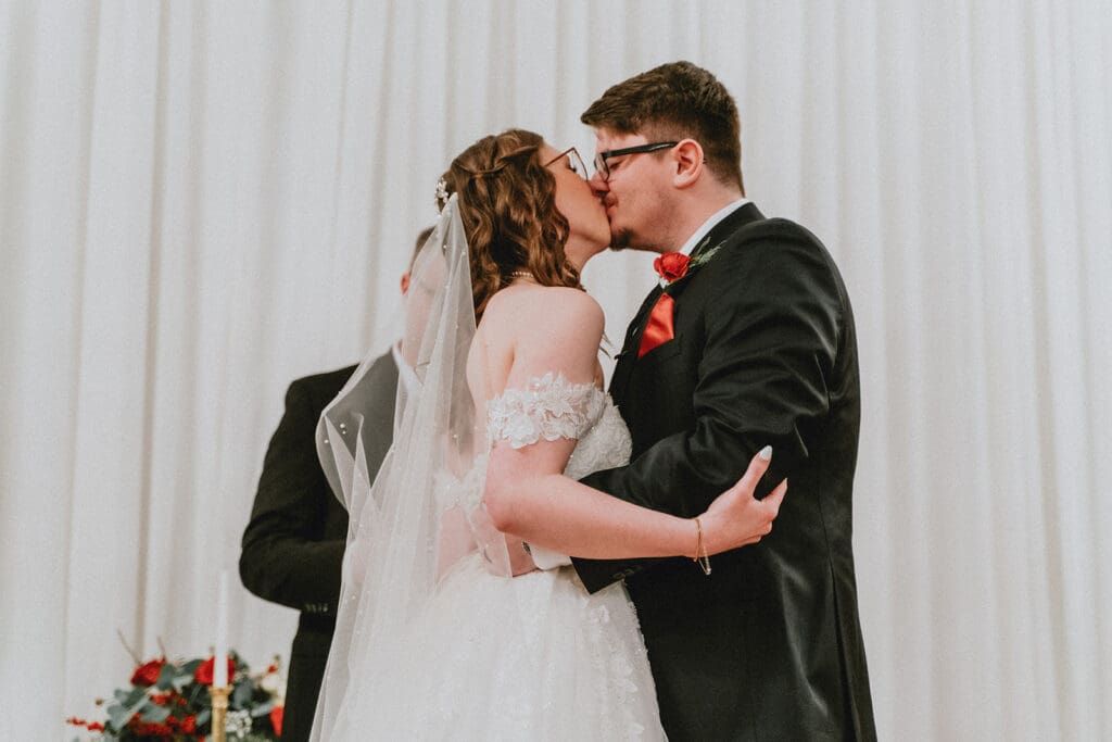 Gray Gables Estate Wedding // Savanna + Joshua -