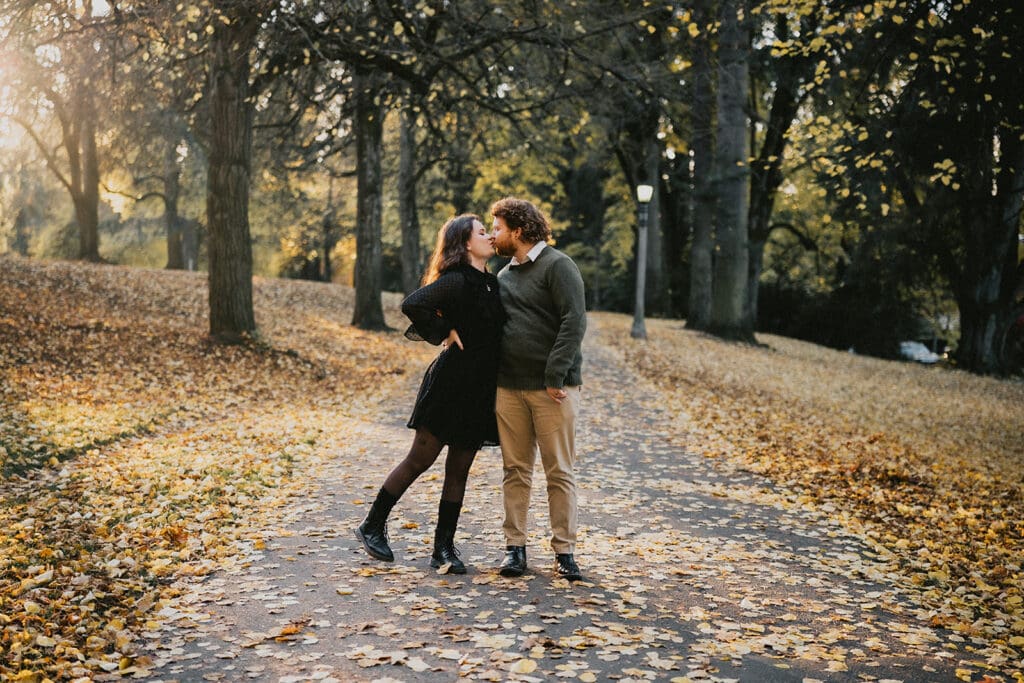 Laurelhurst Park Engagement // Kiley + Chase -
