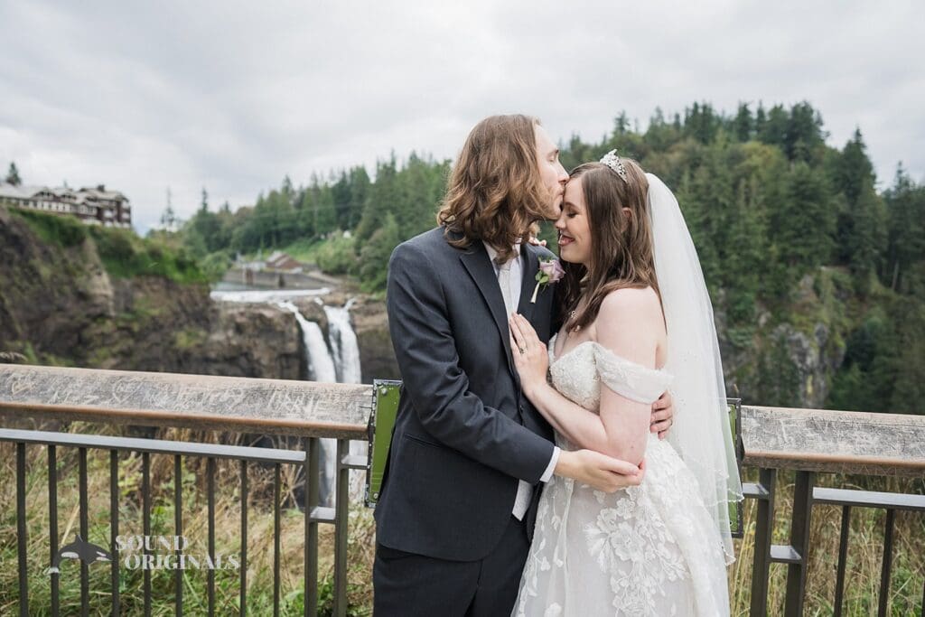 Salish Lodge & Spa Wedding // Timothy & Sydnee -