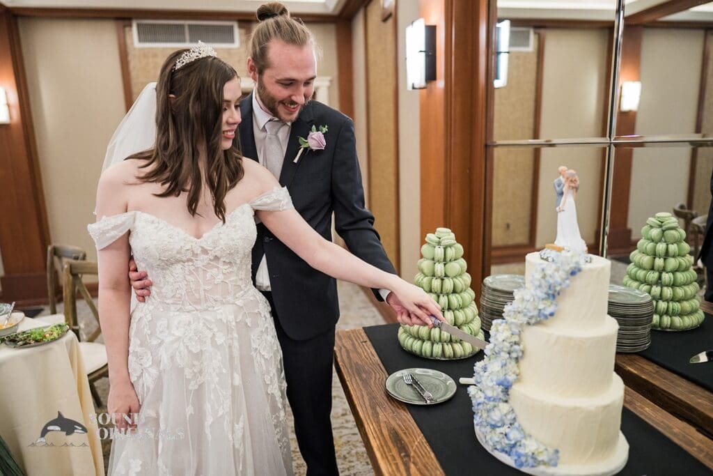 Salish Lodge & Spa Wedding // Timothy & Sydnee -