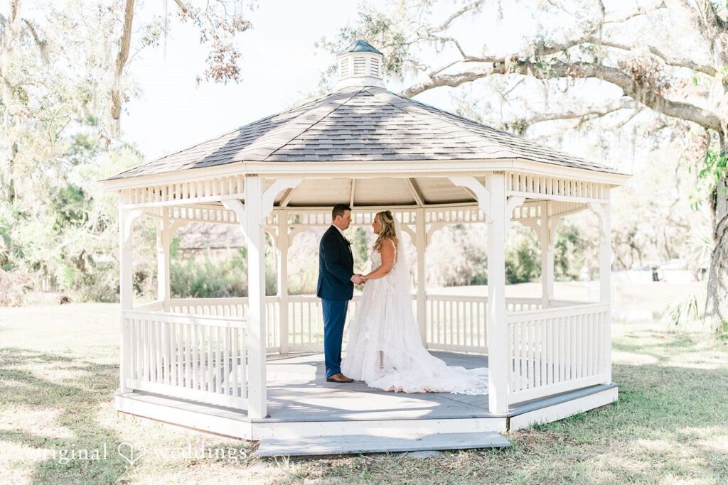 Carlisle Inn Sarasota Wedding // Stephanie & Robert -