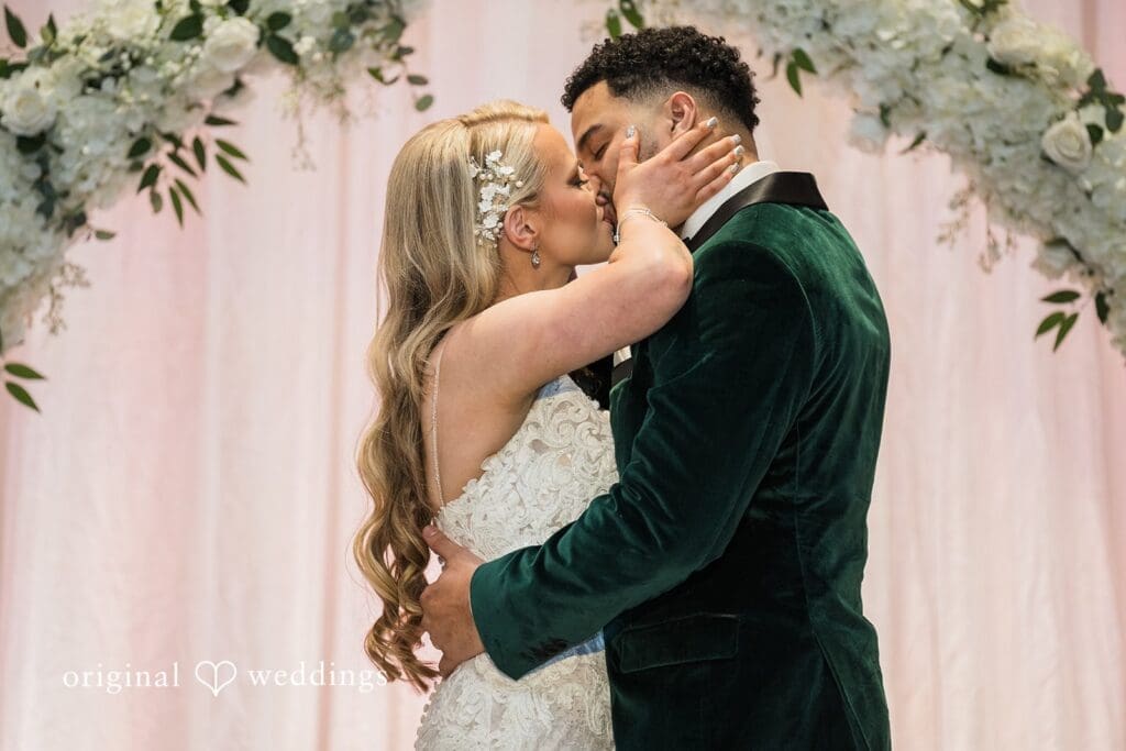 Mystic Lake Center Wedding // Emma & Noah -