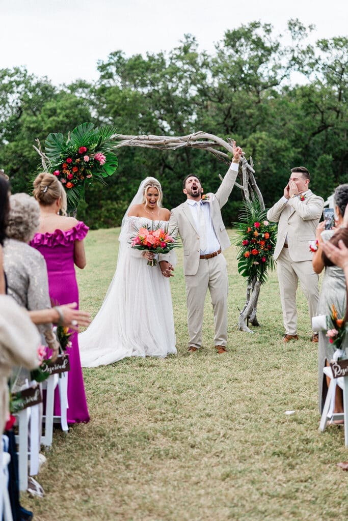 Tampa Bay Watch Wedding // Kaycee & Sammy -