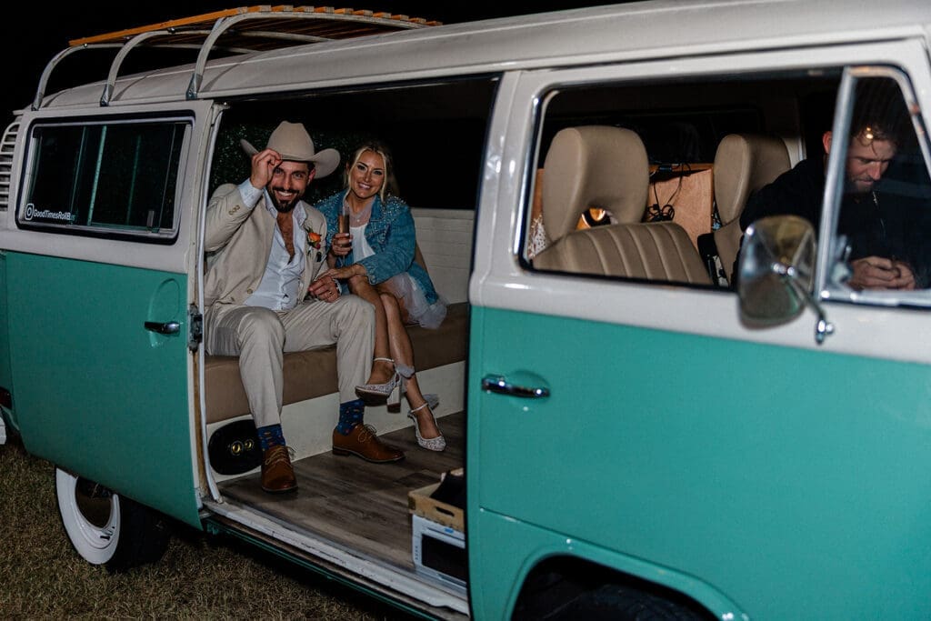 Tampa Bay Watch Wedding // Kaycee & Sammy -