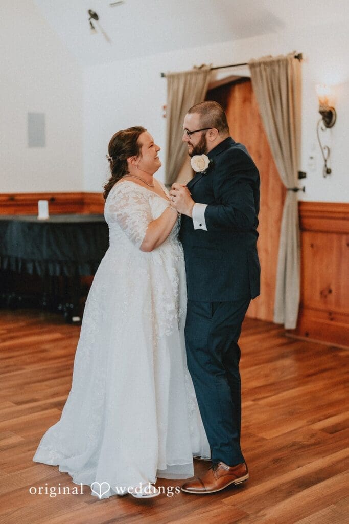 The Manor House at Pleasant Beach Wedding // Kristen & Nathan -