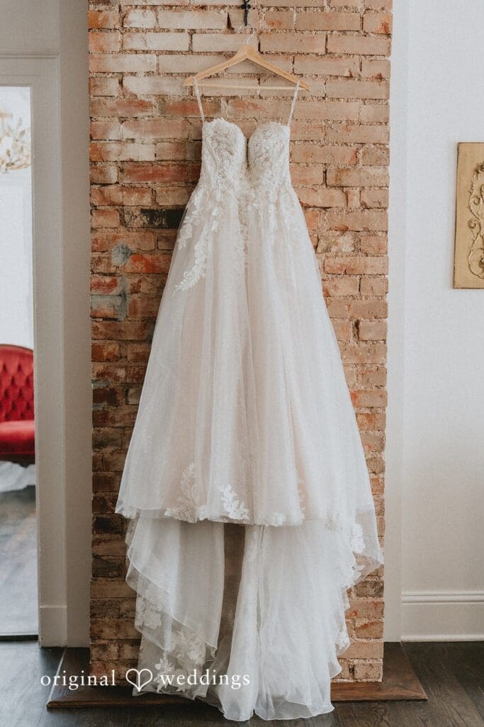 Erin + Cody The Manor House Colorado Wedding // Erin & Cody -