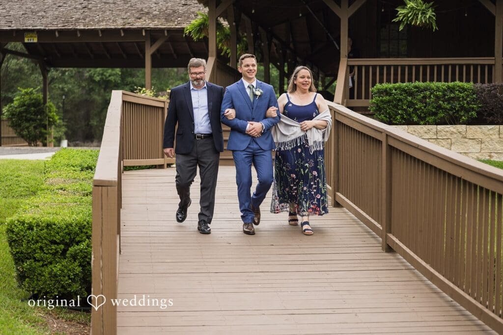 The Springs Lake Conroe Wedding // Esperenza & Jordan -