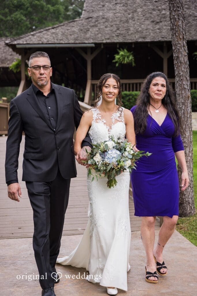 The Springs Lake Conroe Wedding // Esperenza & Jordan -