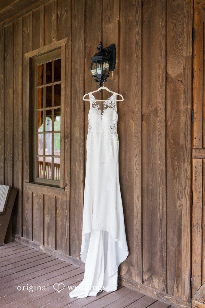 The Springs Lake Conroe Wedding // Esperenza & Jordan -