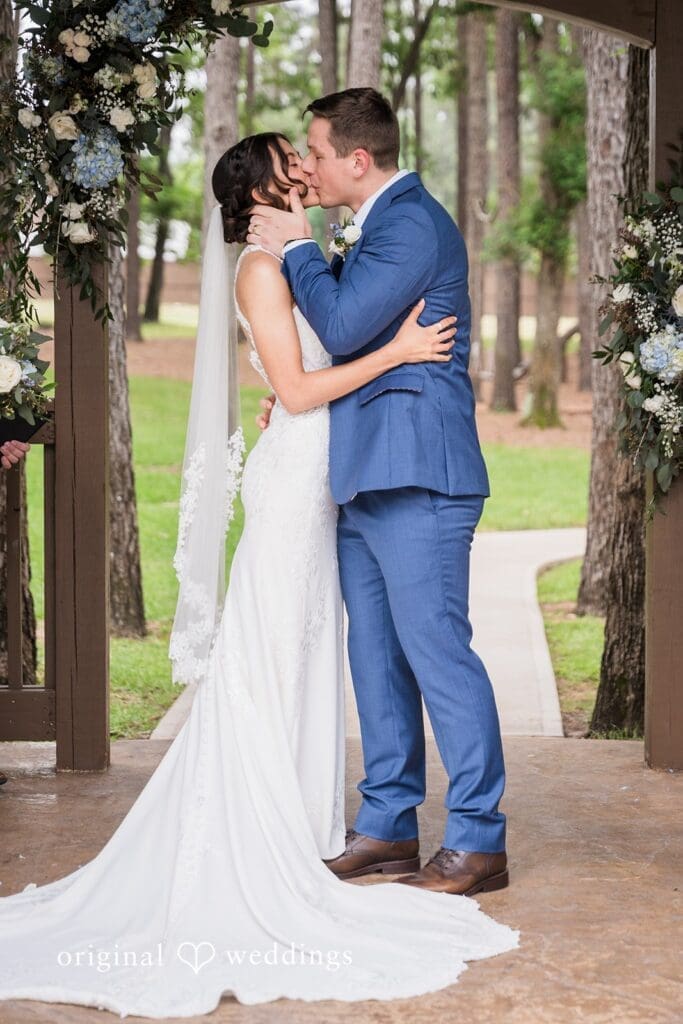 The Springs Lake Conroe Wedding // Esperenza & Jordan -