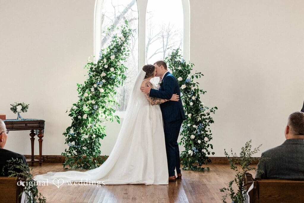 The Springs Waxahachie Wedding // Riley & Lyndsay -