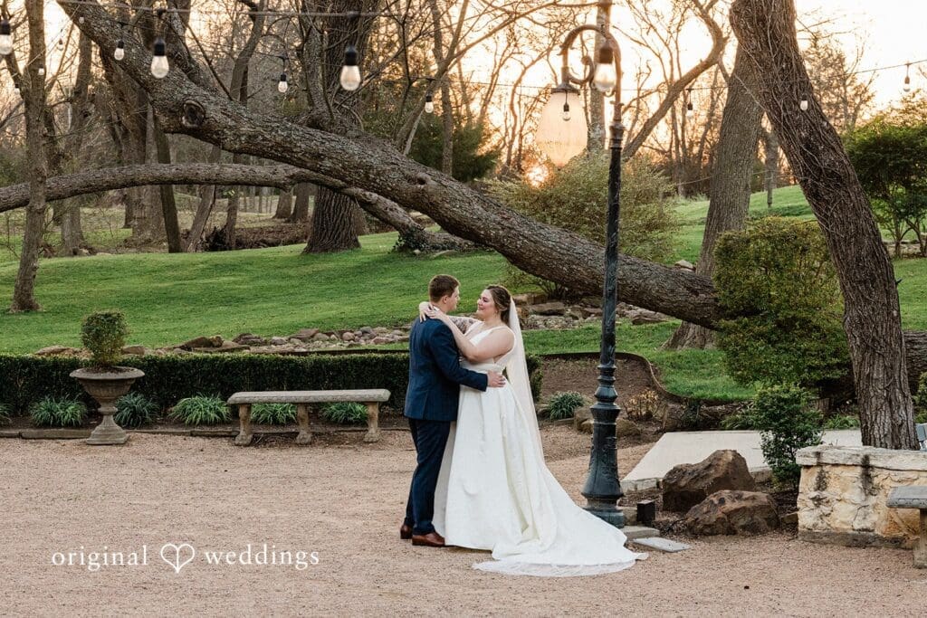 The Springs Waxahachie Wedding // Riley & Lyndsay -