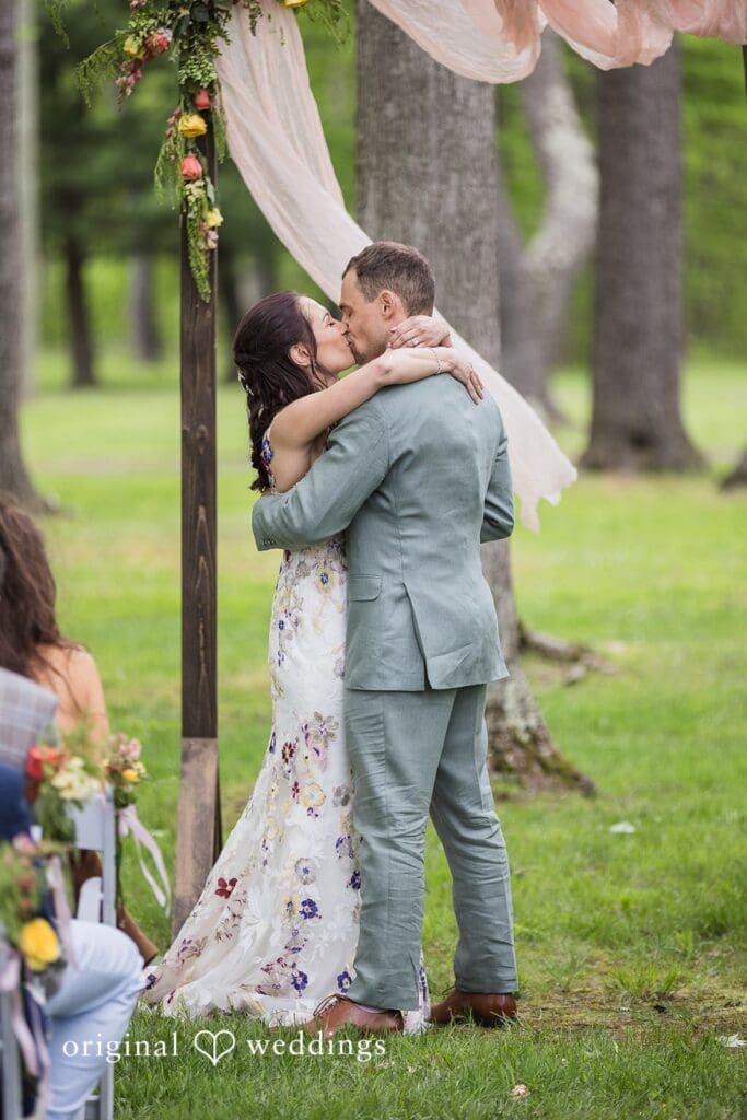 Crystal Brook Farm Wedding // Shannon & Michael -