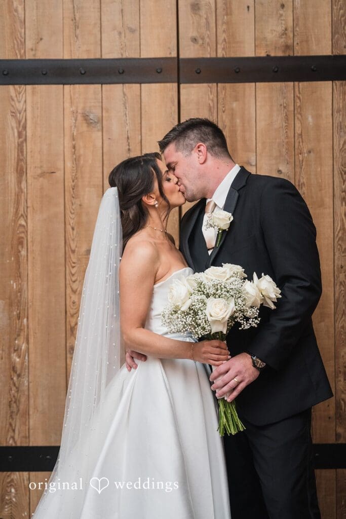 Goose Island Barrel House Wedding // Rinn & Matt -