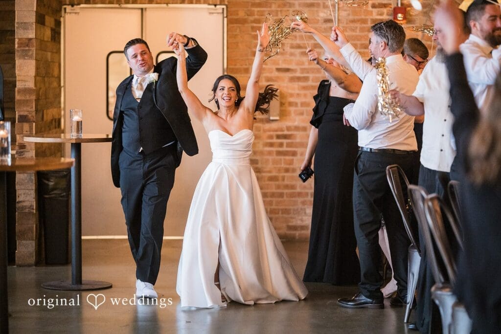 Goose Island Barrel House Wedding // Rinn & Matt -