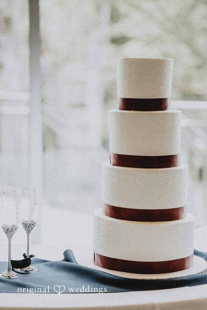 Indian Summer Country Club Wedding // Jennifer & Vern -