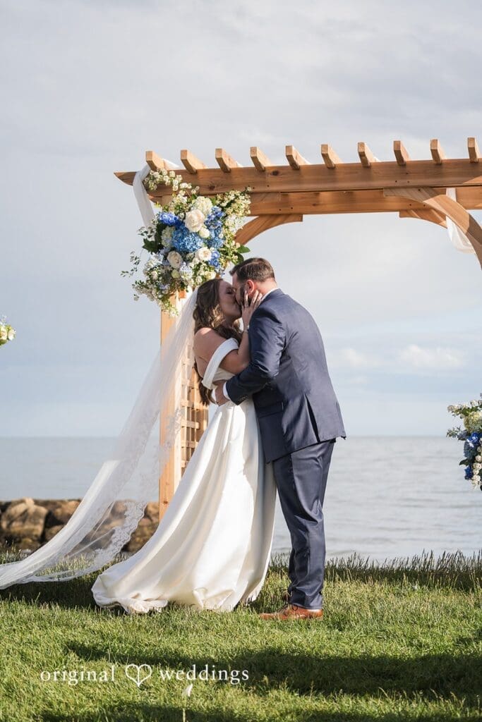Lighthouse Inn Wedding // Kayla & David -