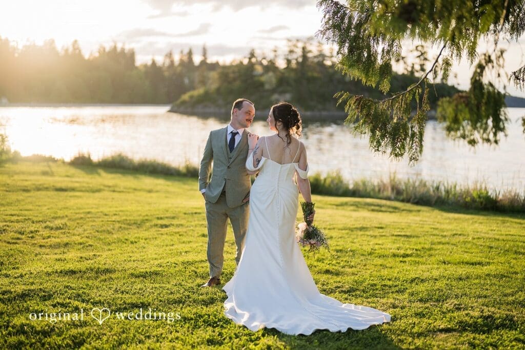 Jordan + Mitchell Old Alcohol Plant Inn Wedding // Jordan & Mitchell -