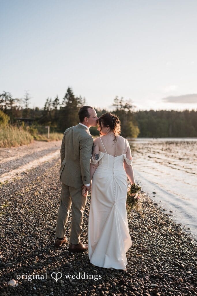 Jordan + Mitchell Old Alcohol Plant Inn Wedding // Jordan & Mitchell -