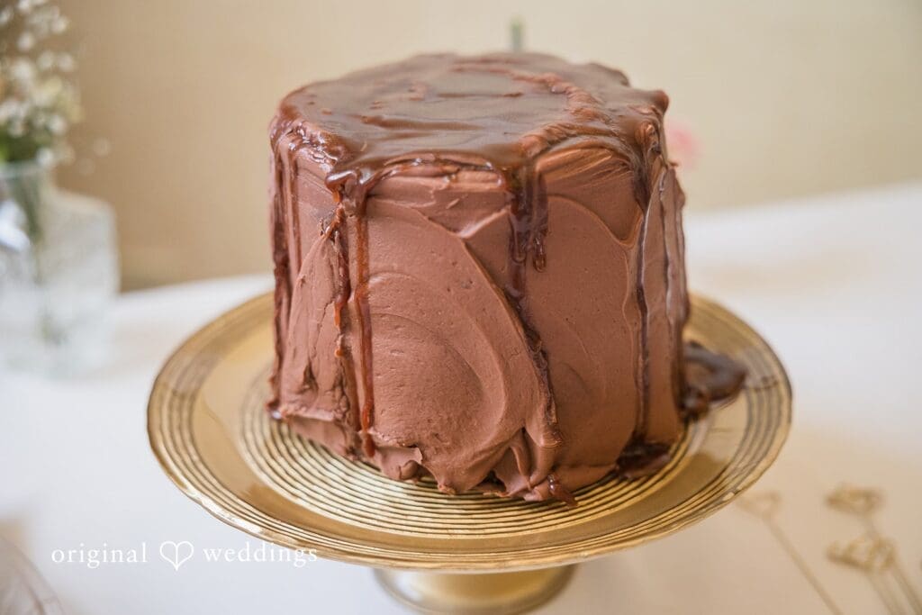 Jordan + Mitchell Old Alcohol Plant Inn Wedding // Jordan & Mitchell -