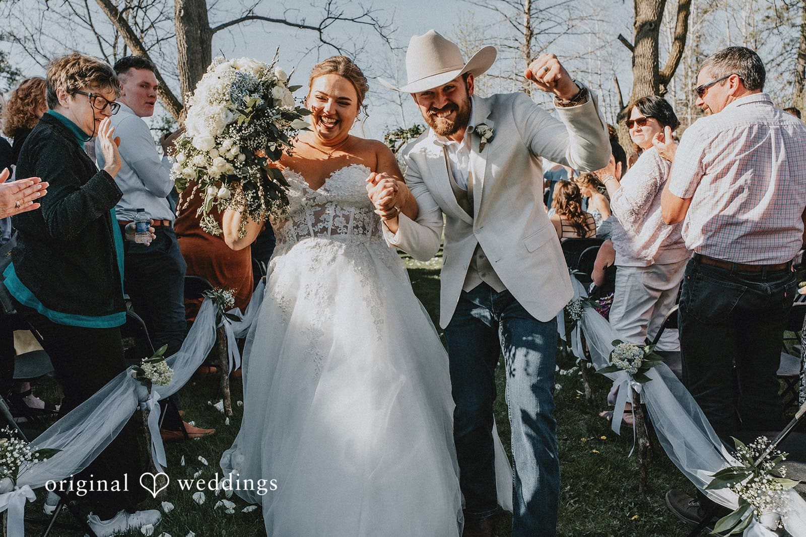 Minnesota Backyard Wedding // Britta & Winfred -