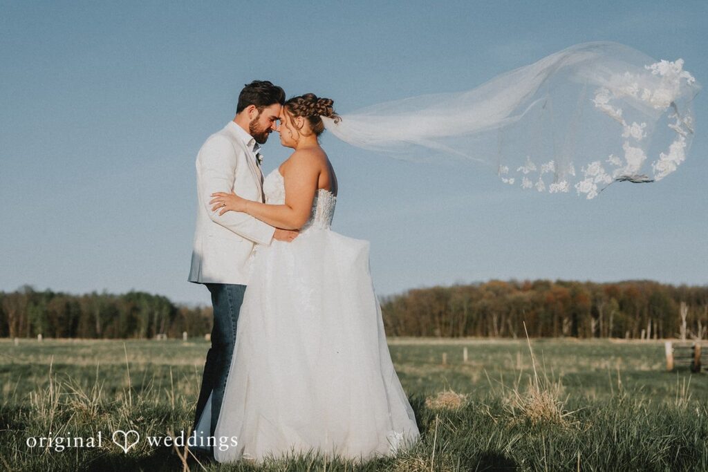 Minnesota Backyard Wedding // Britta & Winfred -