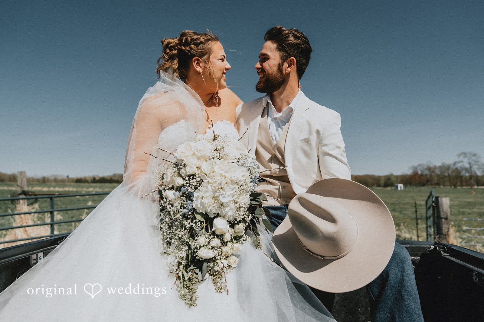 Minnesota Backyard Wedding // Britta & Winfred -