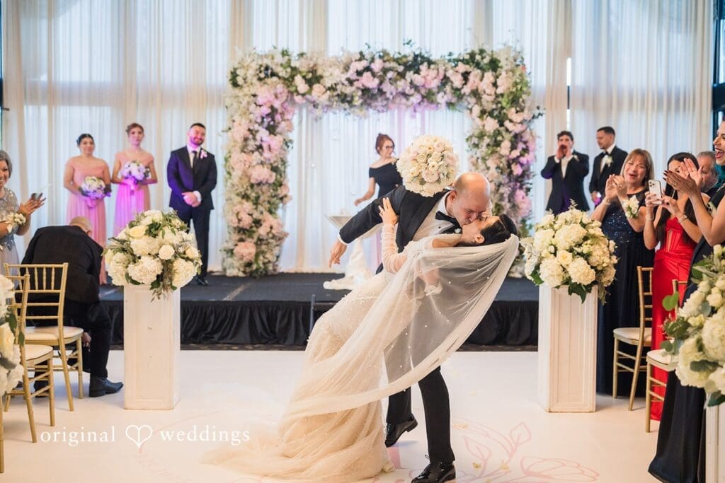 Victoria in the Park Wedding // Noemi & Michael -