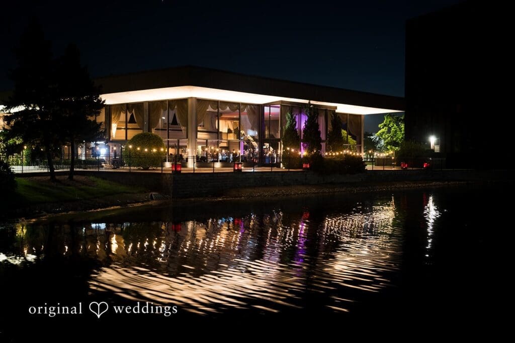 Victoria in the Park Wedding // Noemi & Michael -