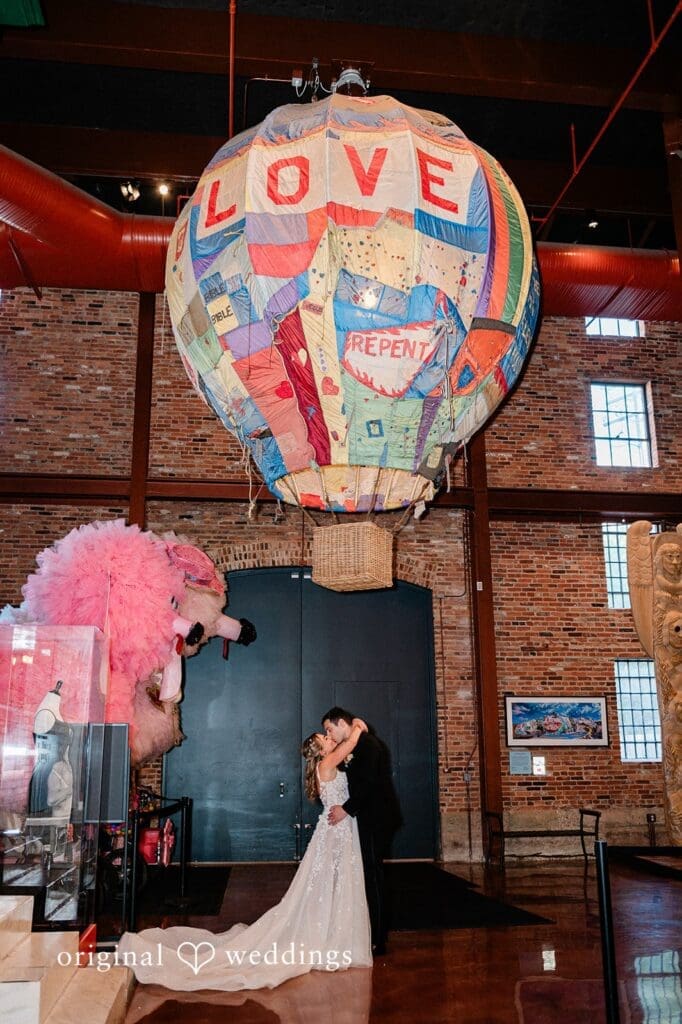 American Visionary Arts Museum Wedding // Rachel & Jacob -