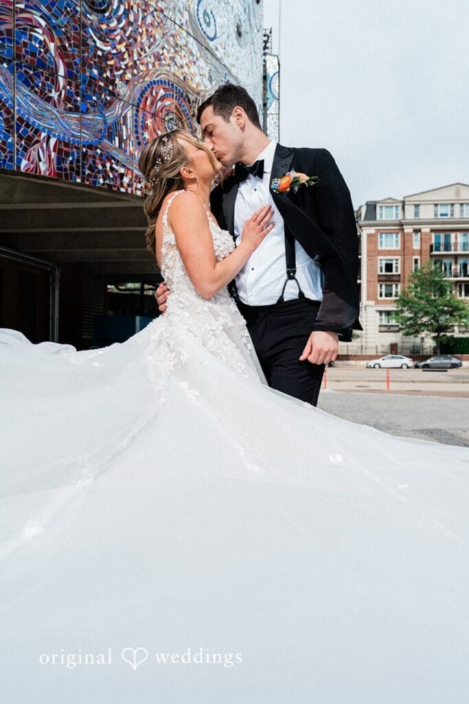 American Visionary Arts Museum Wedding // Rachel & Jacob -