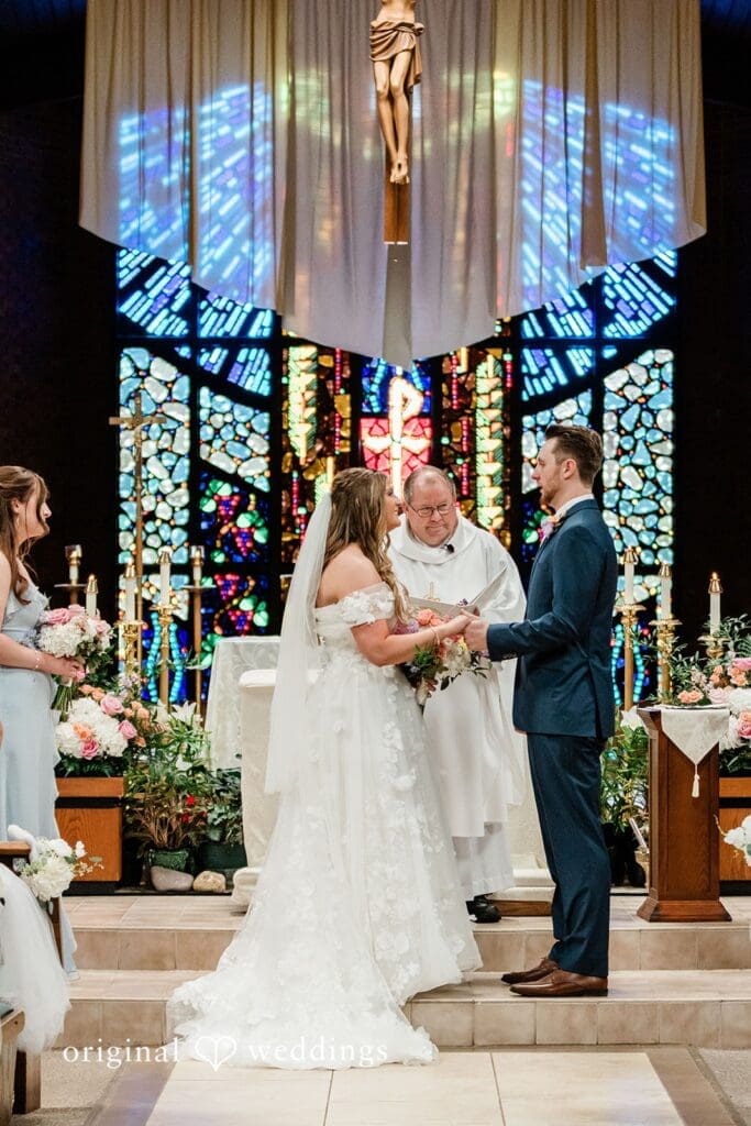 Crystal Lake Country Club Wedding // Lydia & Andrew -