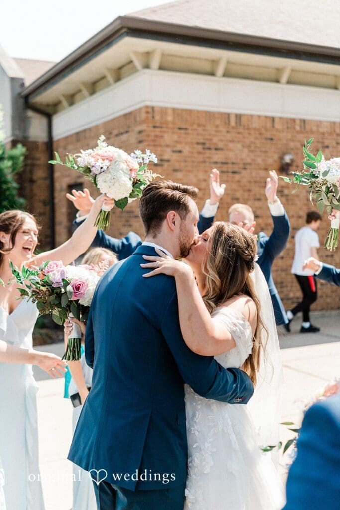 Crystal Lake Country Club Wedding // Lydia & Andrew -