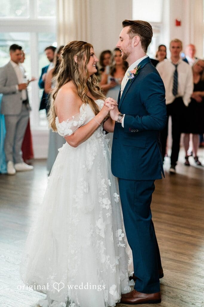 Crystal Lake Country Club Wedding // Lydia & Andrew -