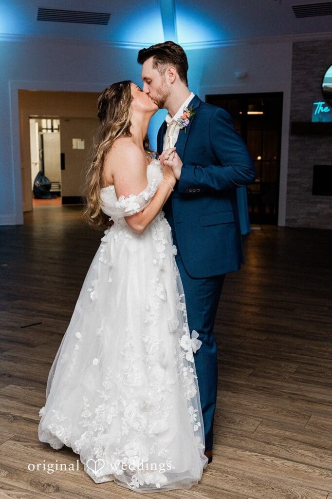 Crystal Lake Country Club Wedding // Lydia & Andrew -