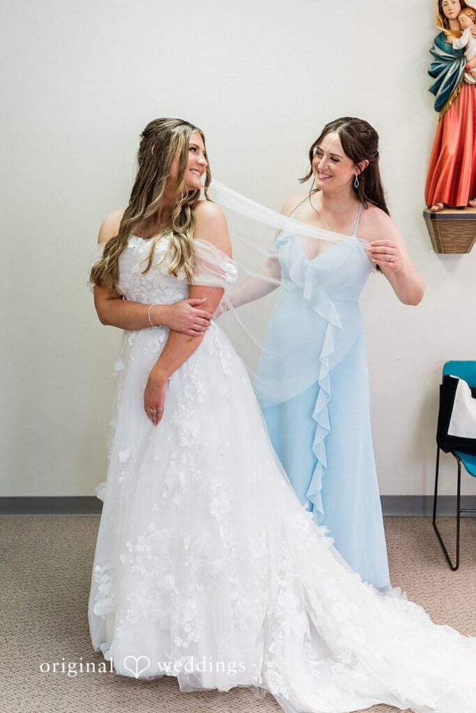 Crystal Lake Country Club Wedding // Lydia & Andrew -