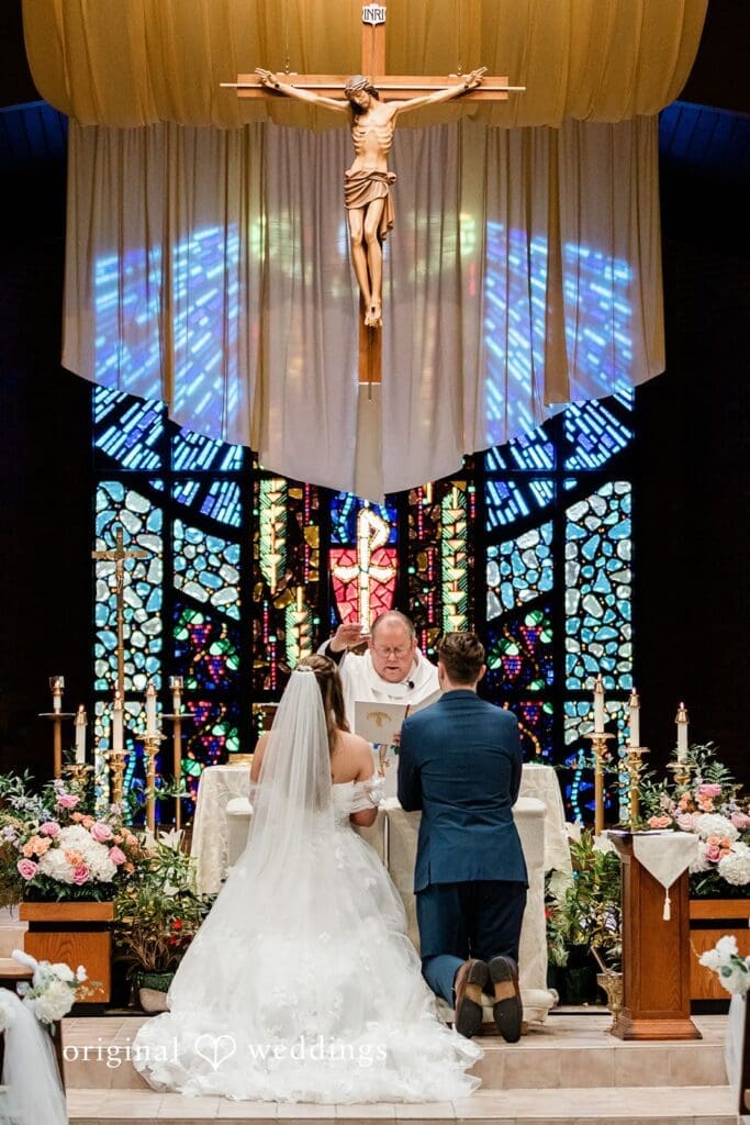 Crystal Lake Country Club Wedding // Lydia & Andrew -