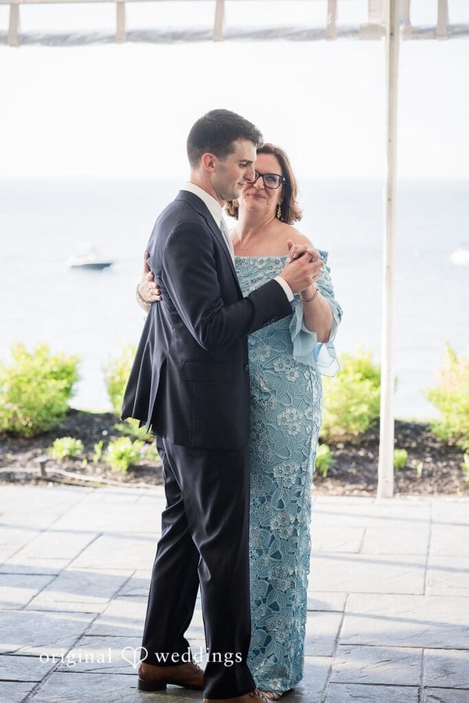 Head of the Bay Club Wedding // Anna & Noah -
