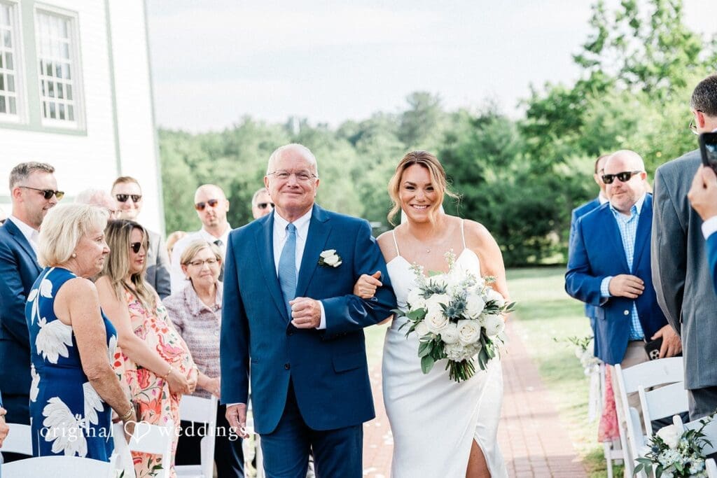 Ferncroft Country Club Wedding // Justina & Bryan -